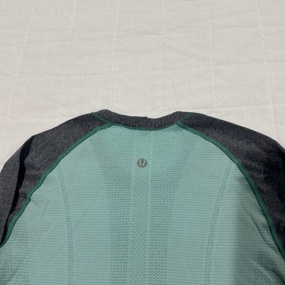 Lululemon Swiftly Tech Long Sleeve Shirt - Picture 10 of 13